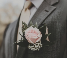 Herren-Hochzeitsanzug, dreiteilig, mit Fliege und Einstecktuch, elegant